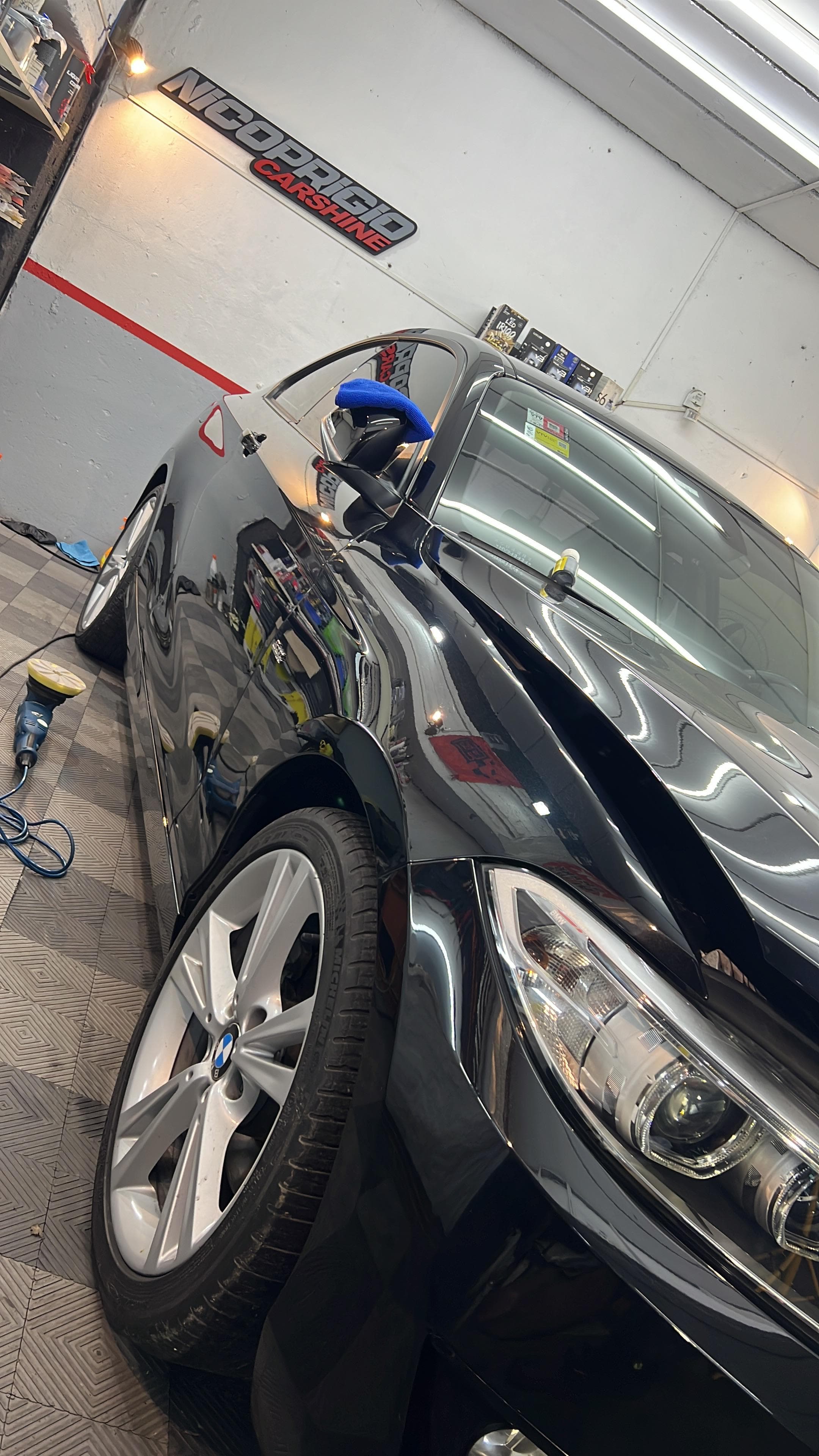 Trabajo de detailing en el taller Nico Prigio Carshine